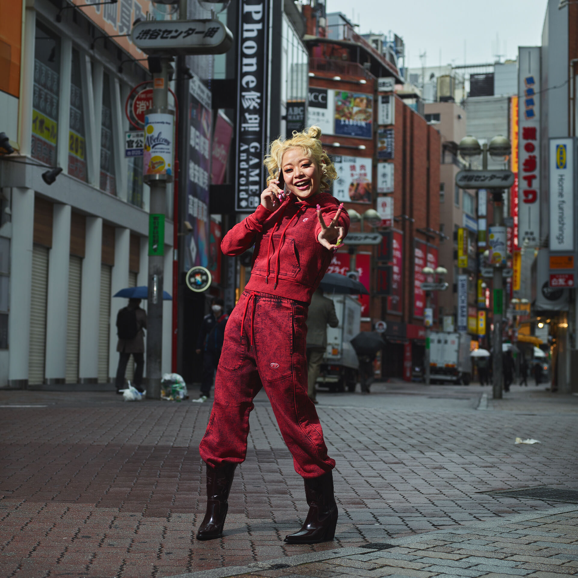 希少DIESEL DEBI-UFFIE コラボ W24 ダメージデニム パープル die-l-p-e8-744_3.jpg